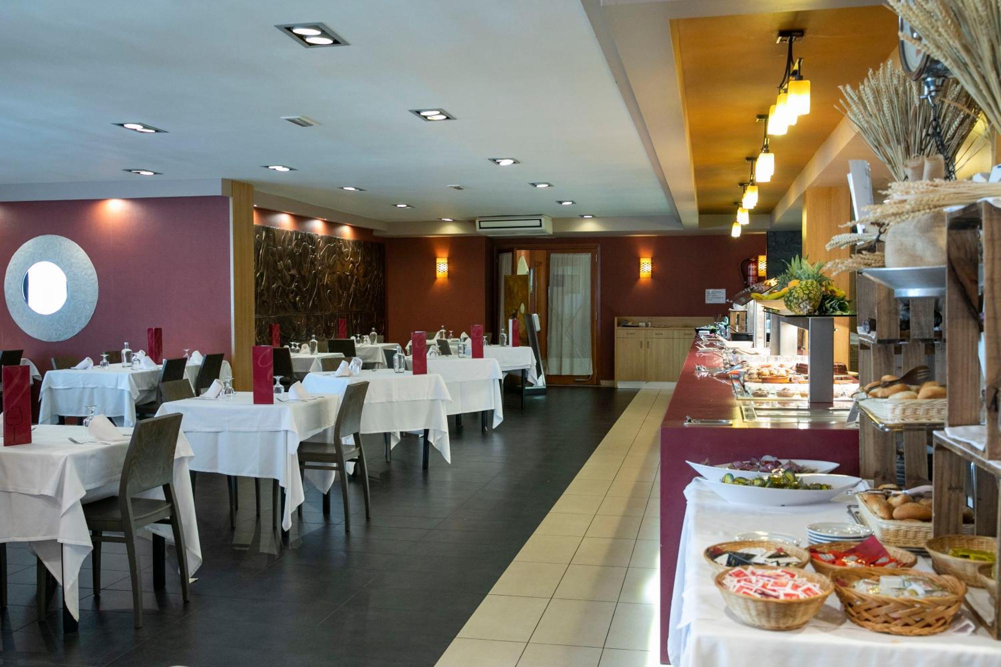 Evenia Monte Alba Hotel Cerler Exterior photo
