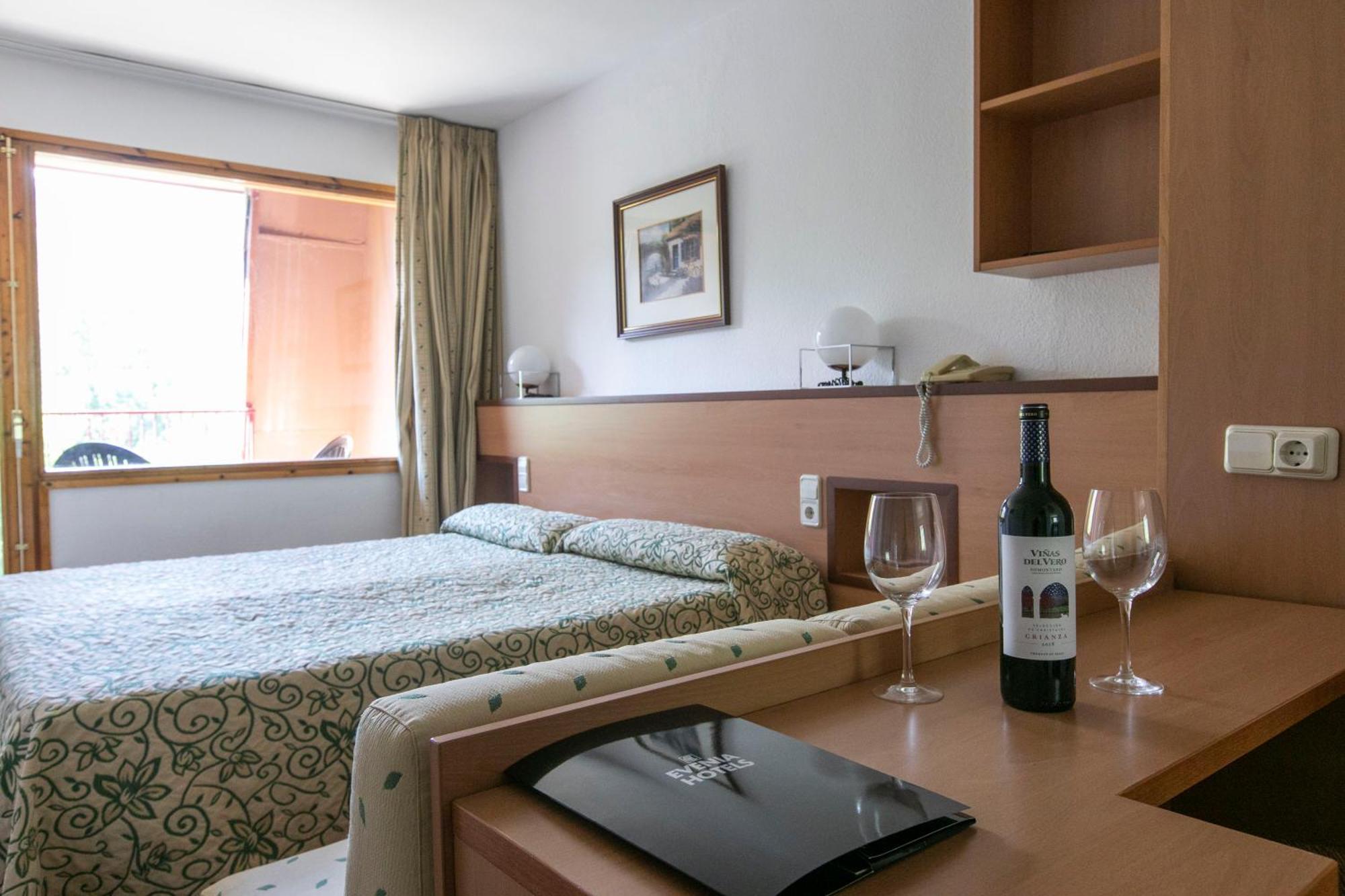 Evenia Monte Alba Hotel Cerler Exterior photo